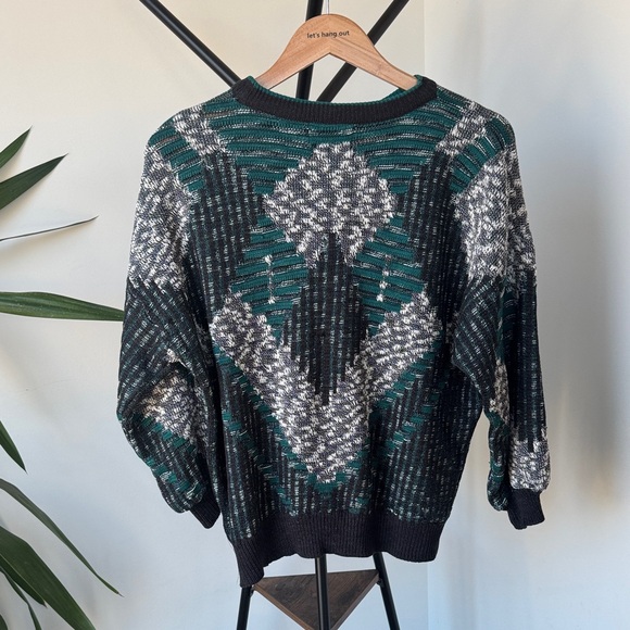VINTAGE Geometric Knit Sweater | Medium | Green/Grey - Picture 7 of 8